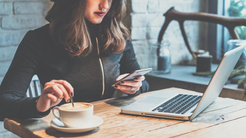 3 Passive Income Strategies To Build Monthly Cash Flow Anywhere