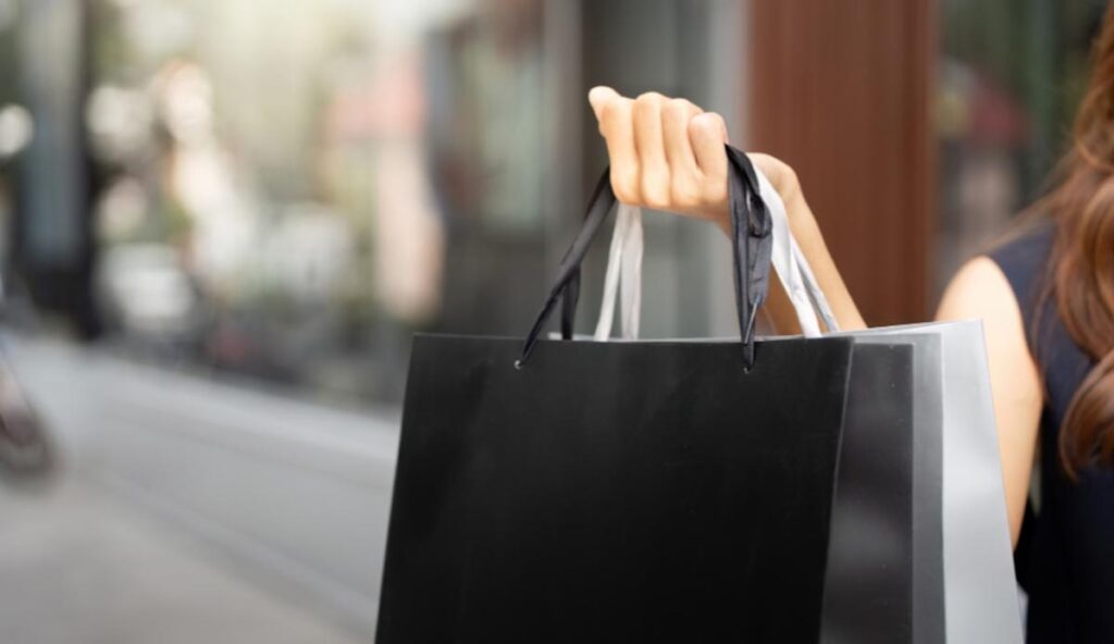 N.J. store and bank closures surge as big chains pull back