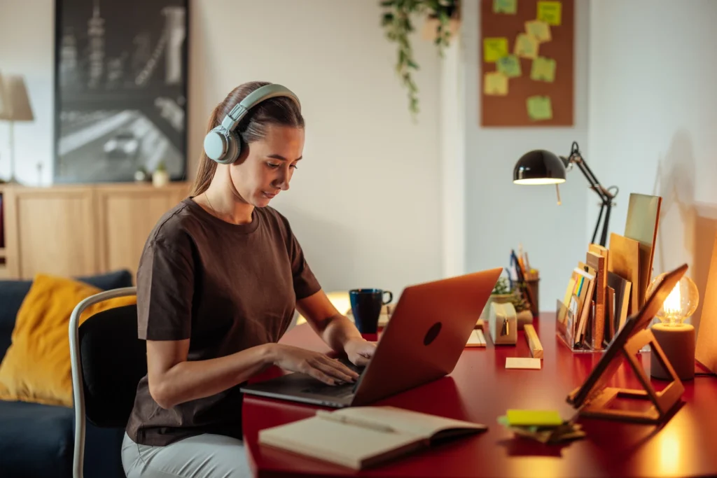 Coursera: A Bet On E-Learning Scale And Synergies After Udemy Merger Completes