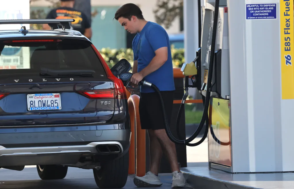 Oil prices surge and markets fall after Trump says Iran ceasefire is over